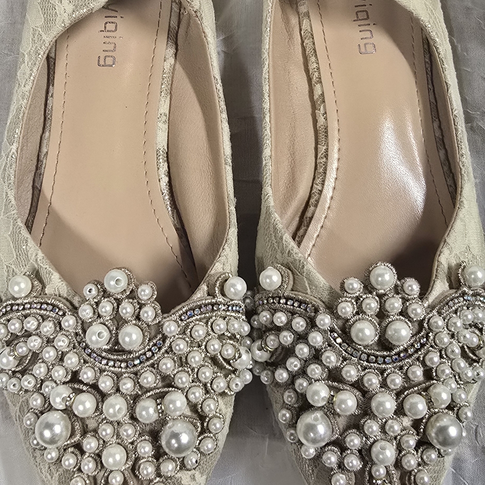 Women's Cream Embellished Flats - Picture 4 of 4